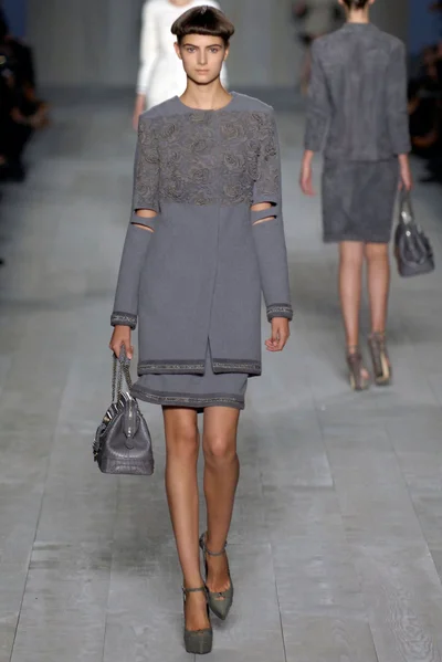 Look 7
